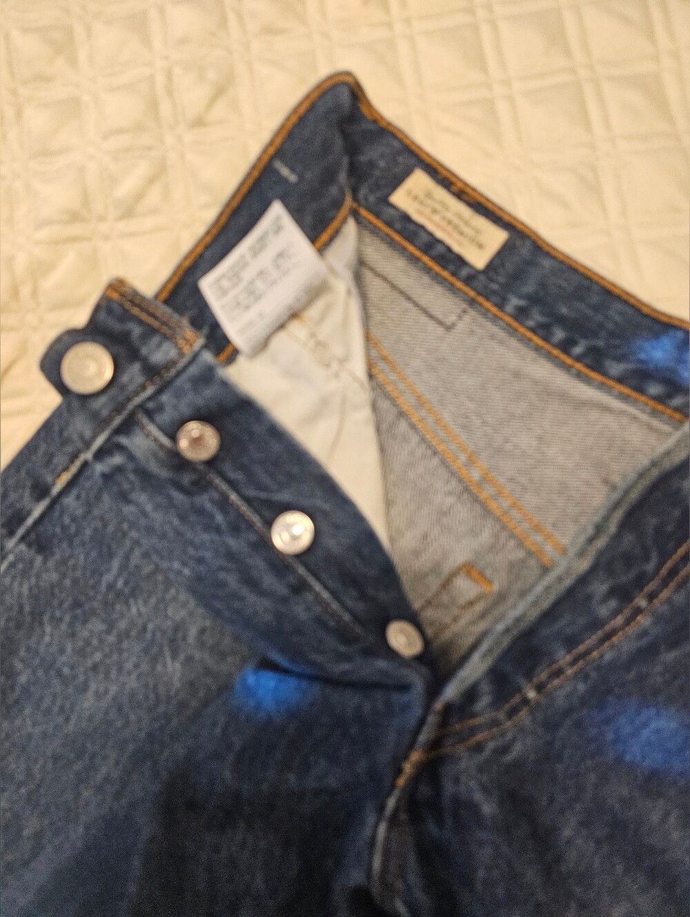 Levi's 501 Jean Short - Picture 9 of 14